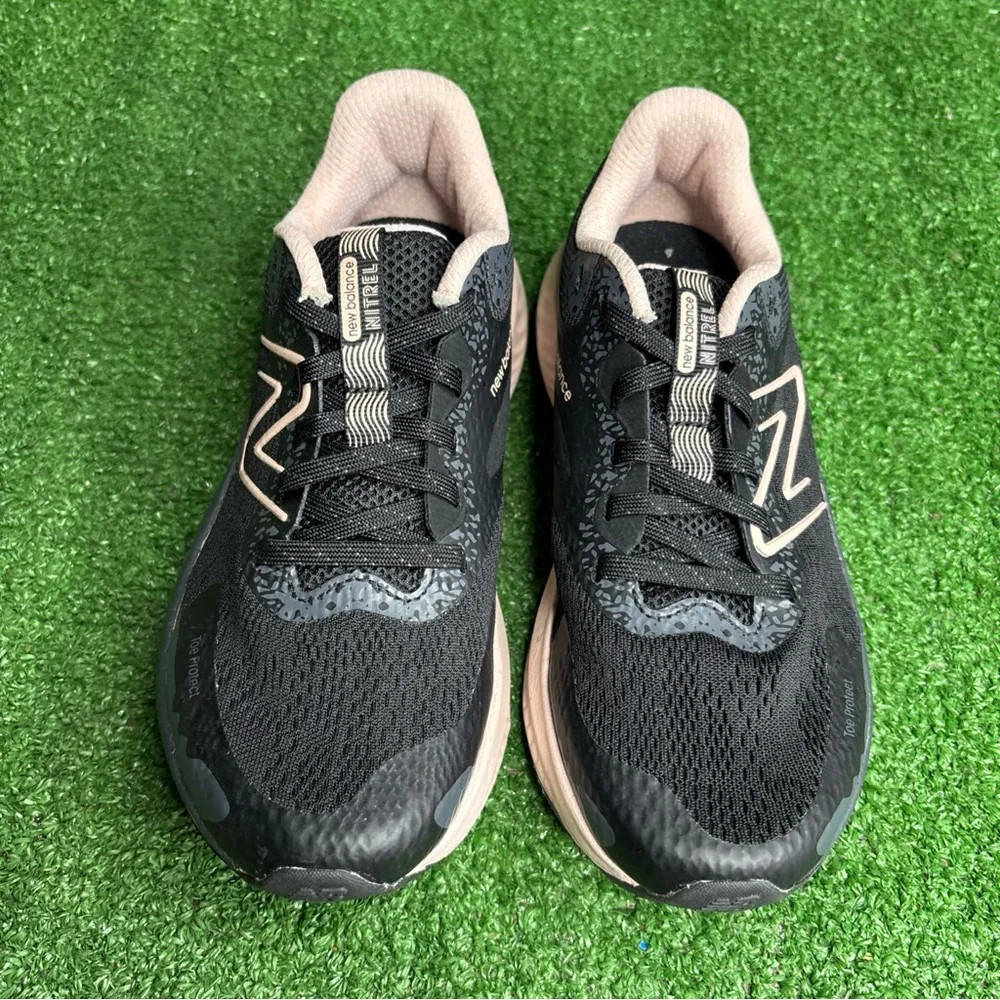 New Balance Womens Wtntrlb5 Black Hiking Shoes Size 6 - NEW‎
